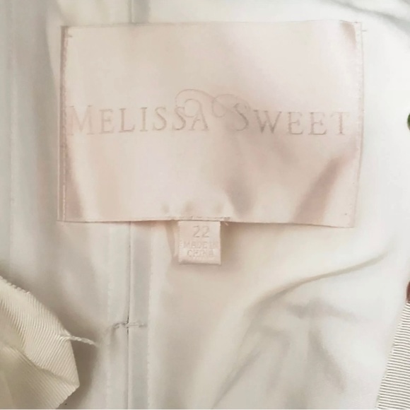 Stunt Double Bridal Gown - Picture 13 of 17